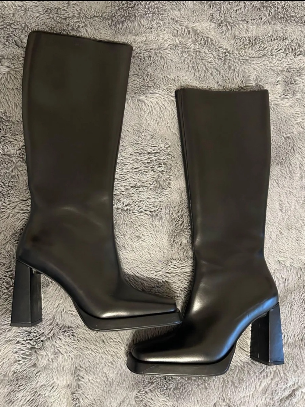 Jeffrey Campbell Maximal Knee High
Boots - Picture 7 of 14